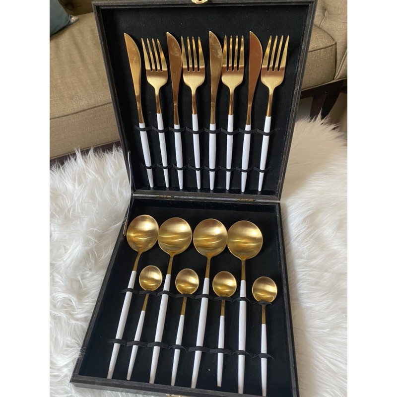 cutlery set 16 gold / sendok makan / sendok gold