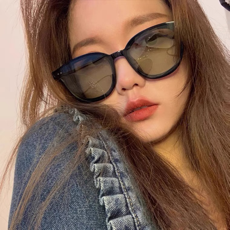 Kacamata Kotak Hitam Korean Fashion Sunglassess Wanita/Pria unisex