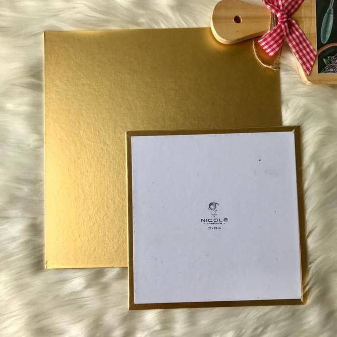 

Promo Awal tahun Cake Board gold size 22x22cm (1pck) Diskon