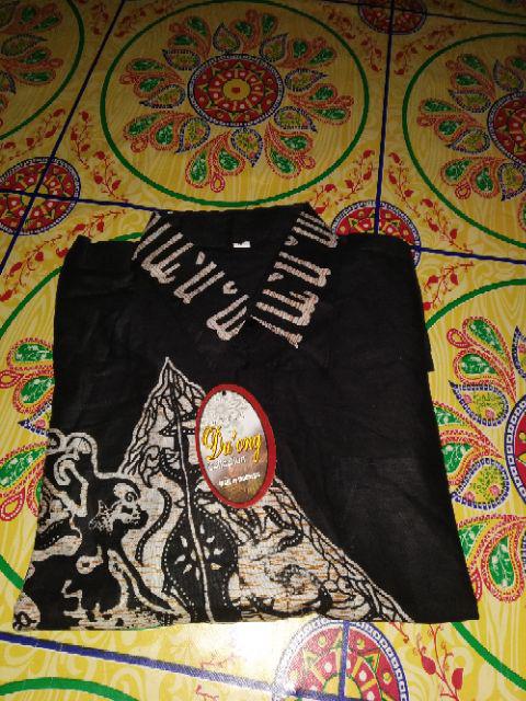 Kemeja Batik Pria Modern Motif Wayang Gunungan