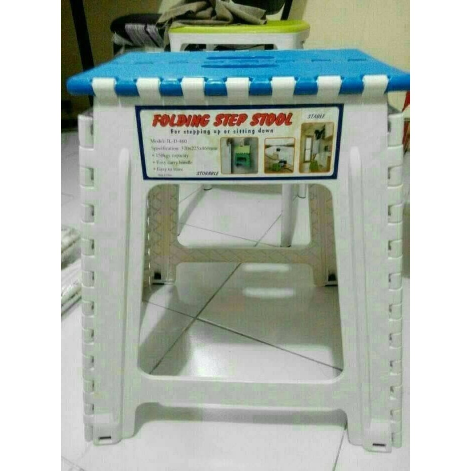 Kursi plastik lipat / Kursi santai lipat plastik