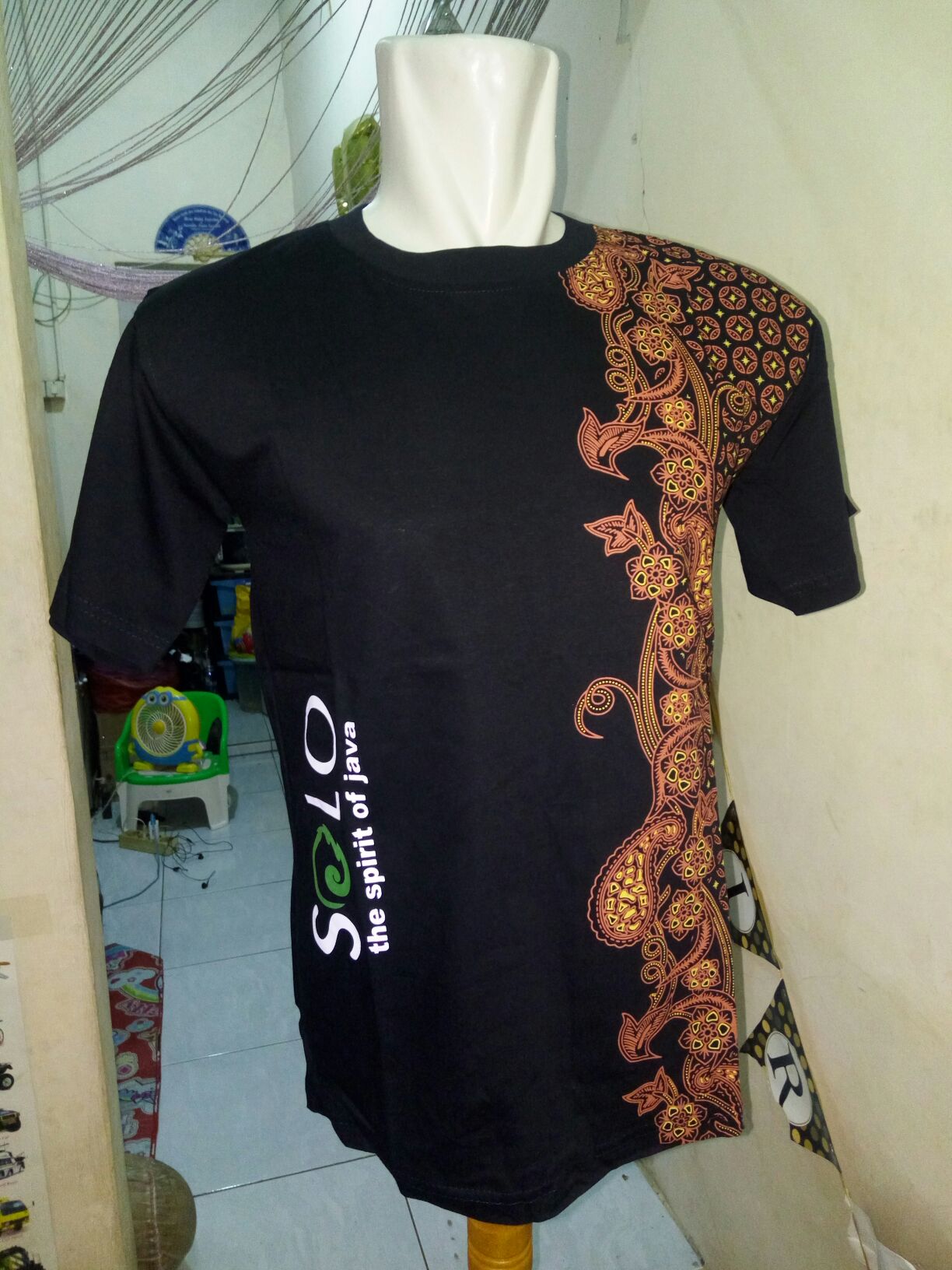 Kaos Batik Murah Grosir Solo | Oblong | Kaos Wisata | Kaos Oleh2 | Kaos Polos | Kaung Kecil