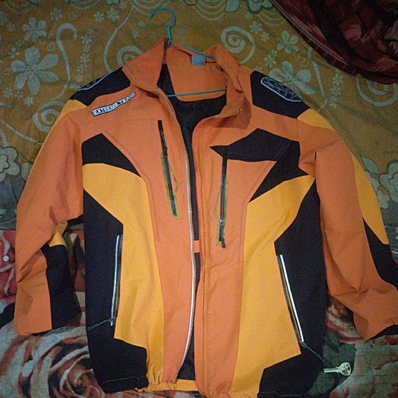 jaket outdor second