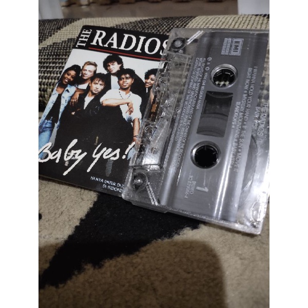 kaset pita the radios / baby yes