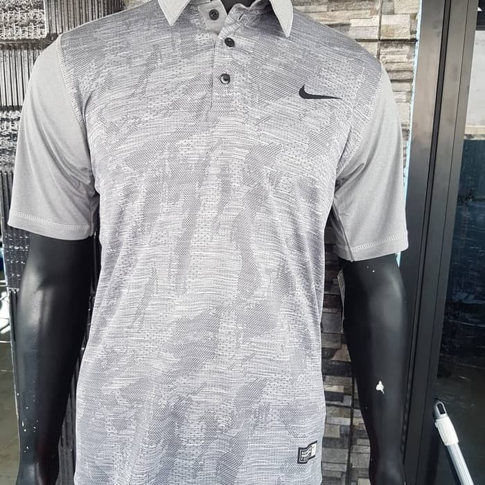  KAOS  NIKE POLO SHIERT OBRAL KAOS  BADMINTON  OLAHRAGA NIKE 