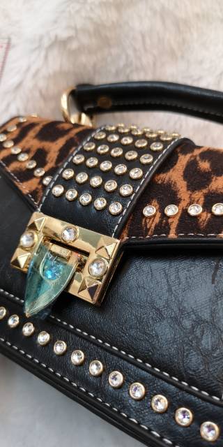 TAS SELEMPANG  Leopard exotik leopard skin Fashion