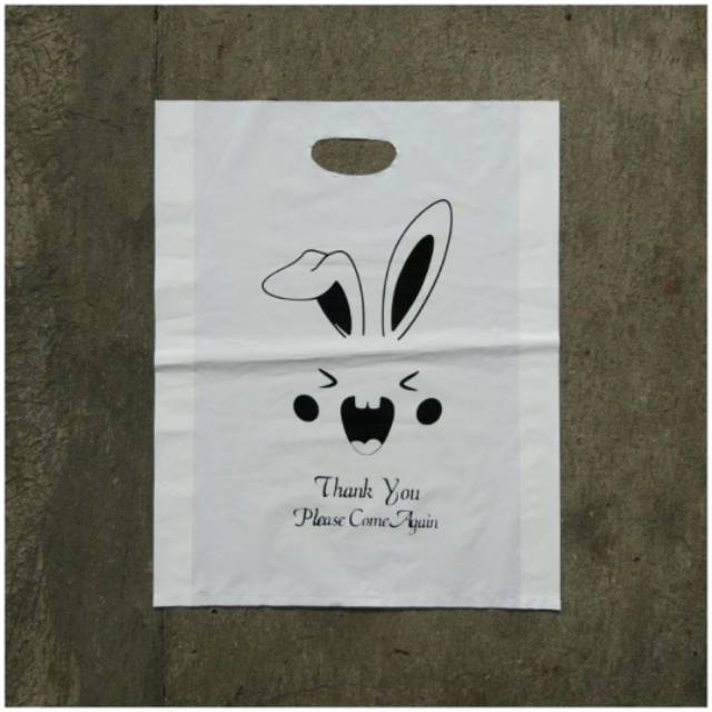 

Plastik motif kelinci ceria 36/30x38 pon oval