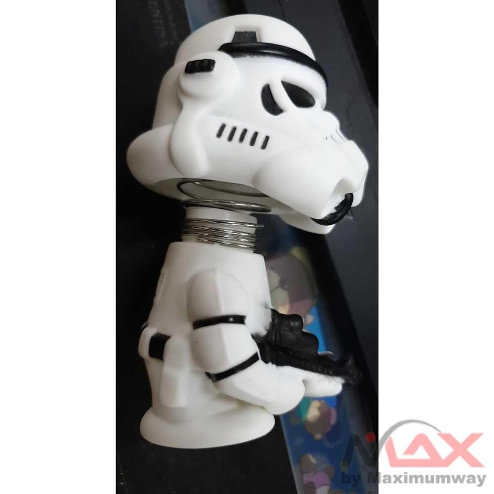 pajangan Boneka Goyang Mobil Action Figure Stormtrooper Star Wars Series Dart Vader mainan Warna Putih