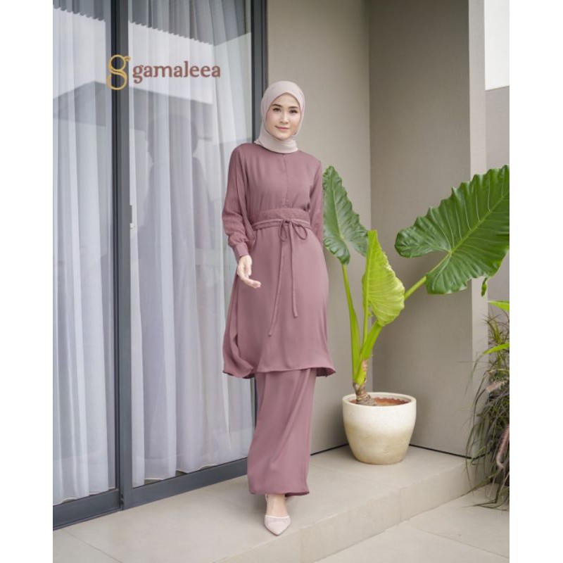 ANNASYA KURUNG SET MAUVE by Gamaleea