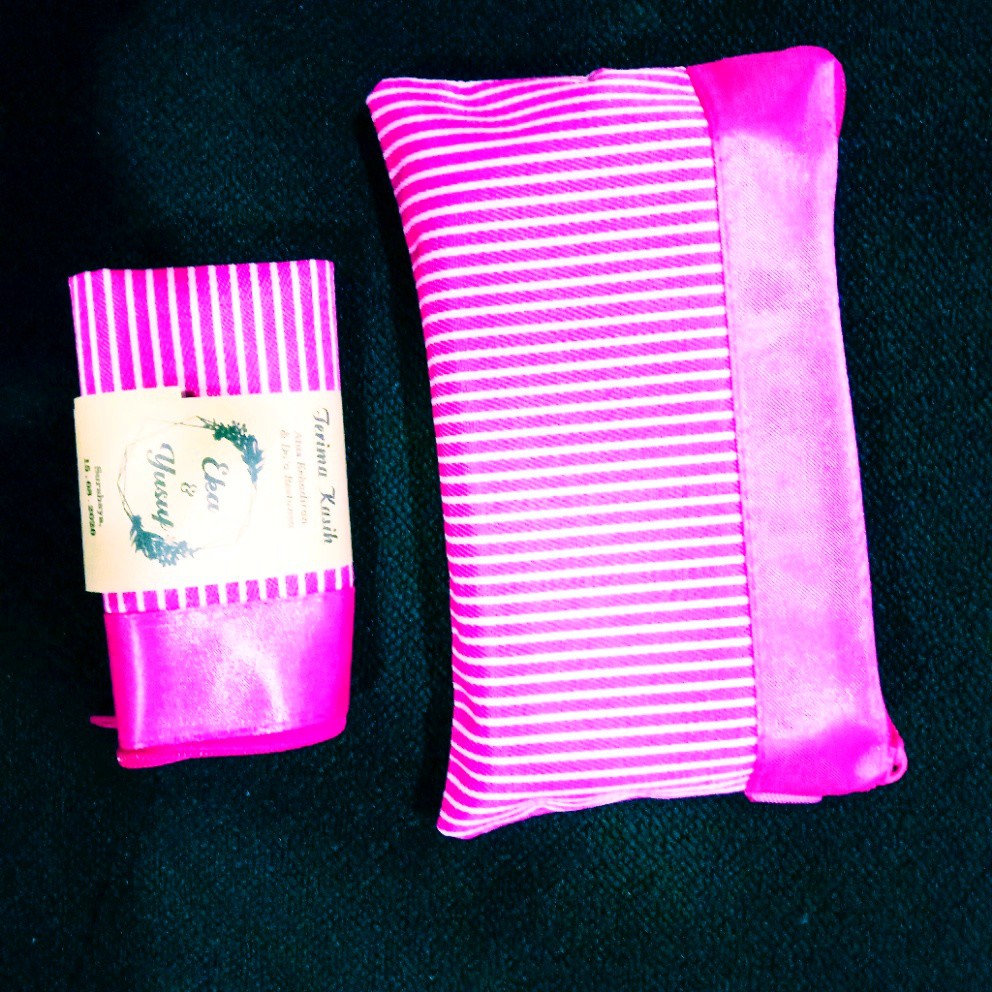 

Grosir Souvenir Termurah 150 Pcs Dompet Salur Besar Free Nama Di Kertas Coklat Tanpa Packing