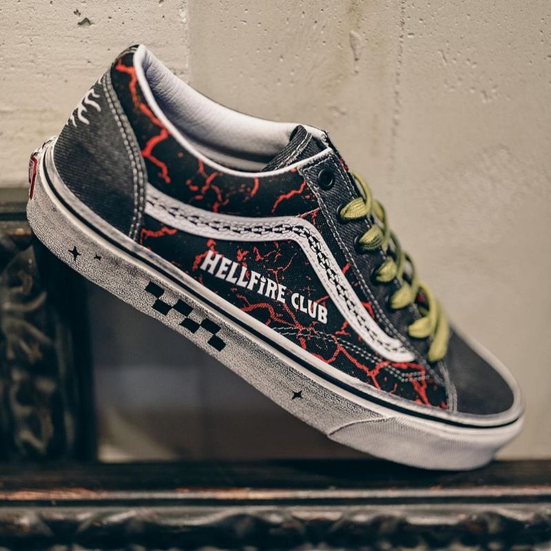 Jual VANS STYLE 36 x STRANGER THINGS HELLFIRE CLUB BLACK RED | Shopee ...