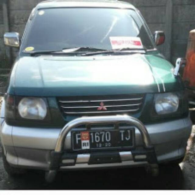 Bumper depan pengaman depan tanduk depan bemper mobil mitsubishi kuda