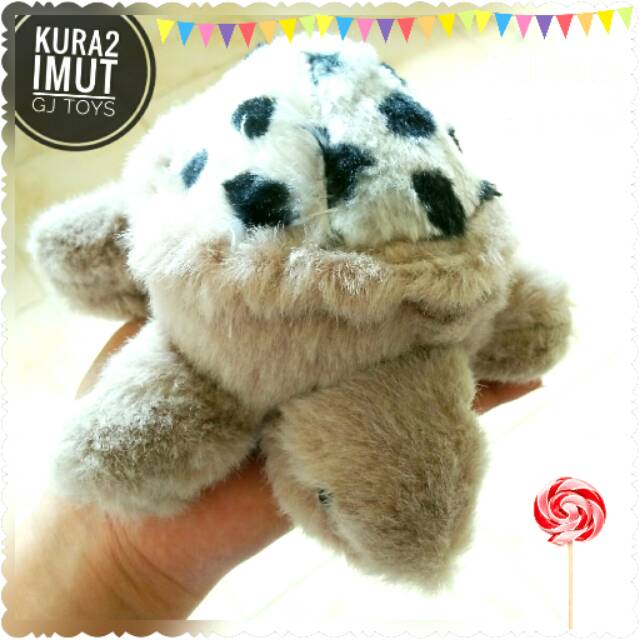 Boneka kurakura imut