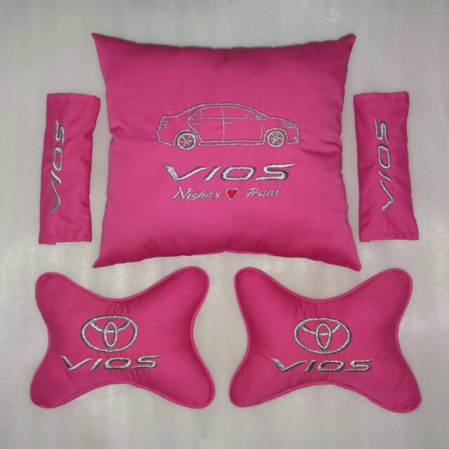 Bantal aksesoris interior mobil Toyota Vios best3