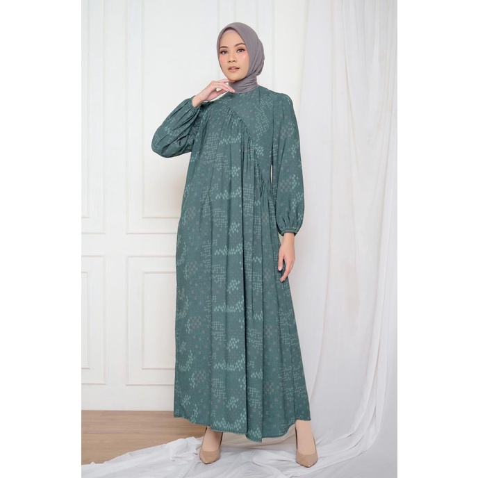 BIA x Cut Meyriska - Taya Chieve Dress - Islamic Journey In Polandia