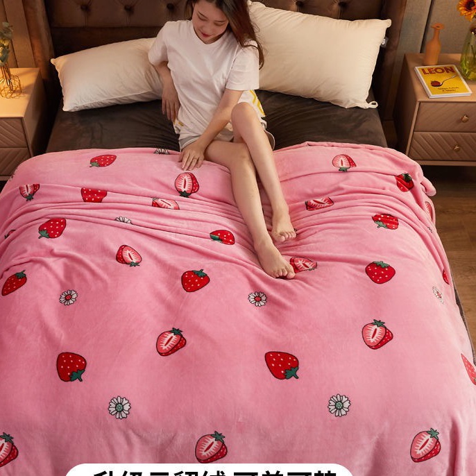 Selimut Bulu Halus 150x200 Motif Keren Murah Asriyasashii Berkualitas-STRAWBERRY PINK 150