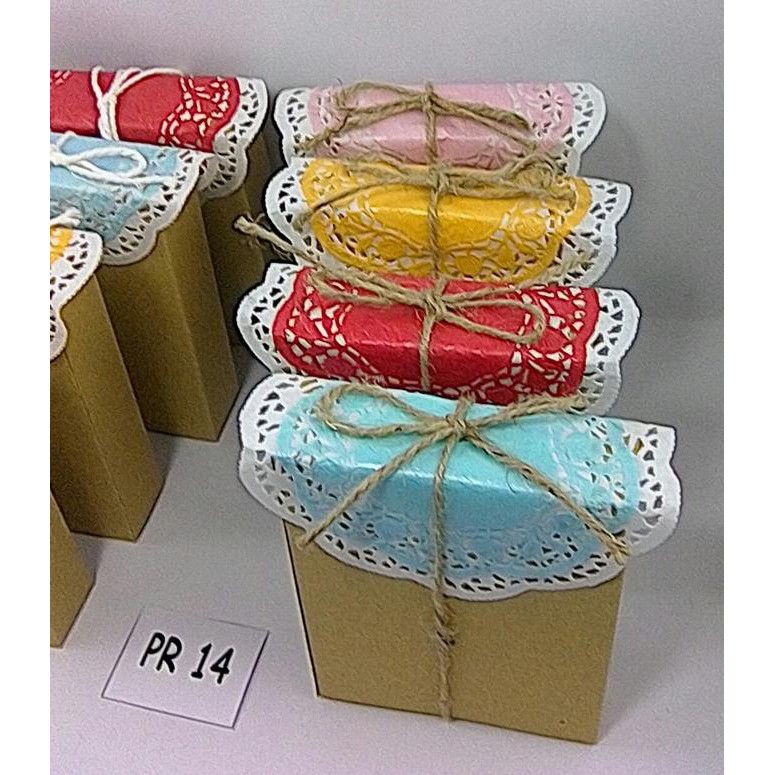 

Paket Combo Gift Box Softboard, 14 X 10 X 3 Cm,Cd :Pr 14