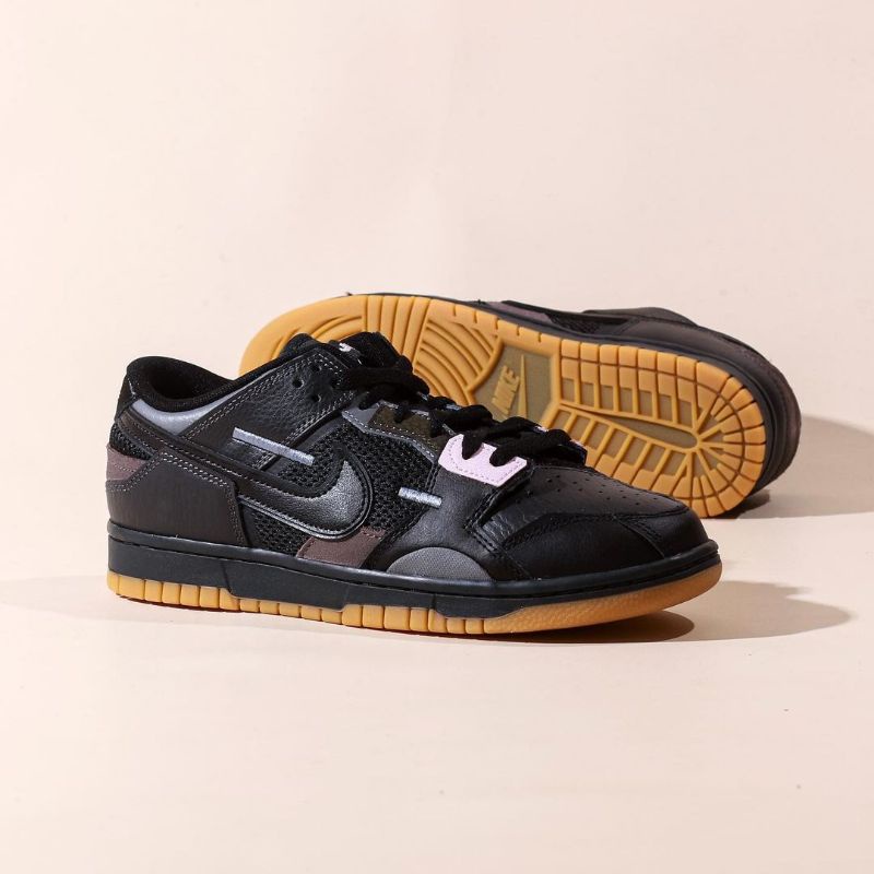 NIKE DUNK LOW SCRAP “BLACK/GUM” ORIGINAL (BNIB)
