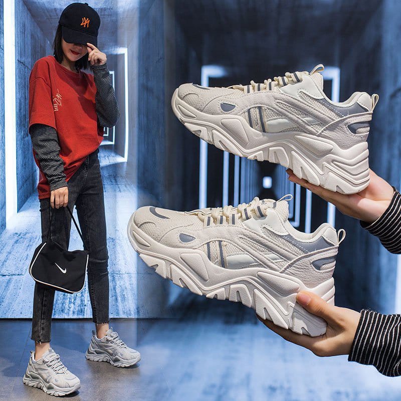 SEPATU REFLEKTIF / SEPATU CASUAL / SNEAKER OLAHRAGA / SNEAKERS RUNNING WANITA / SNEAKER HITAM POLOS