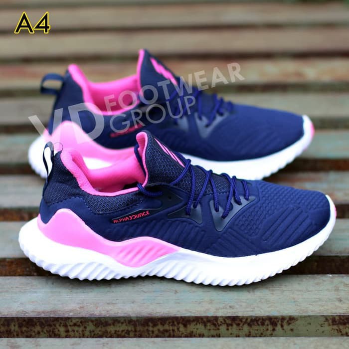 (T) TERLARIS SEPATU ADIDAS CEWEK SEPATU OLAHRAGA WANITA MURAH