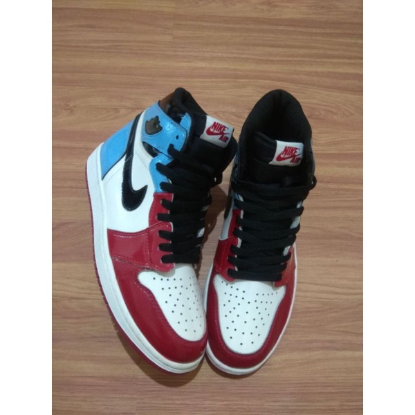 NIKE AIR JORDAN 1 Glossy Original