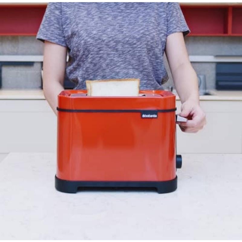 Brabantia Toaster - Merah