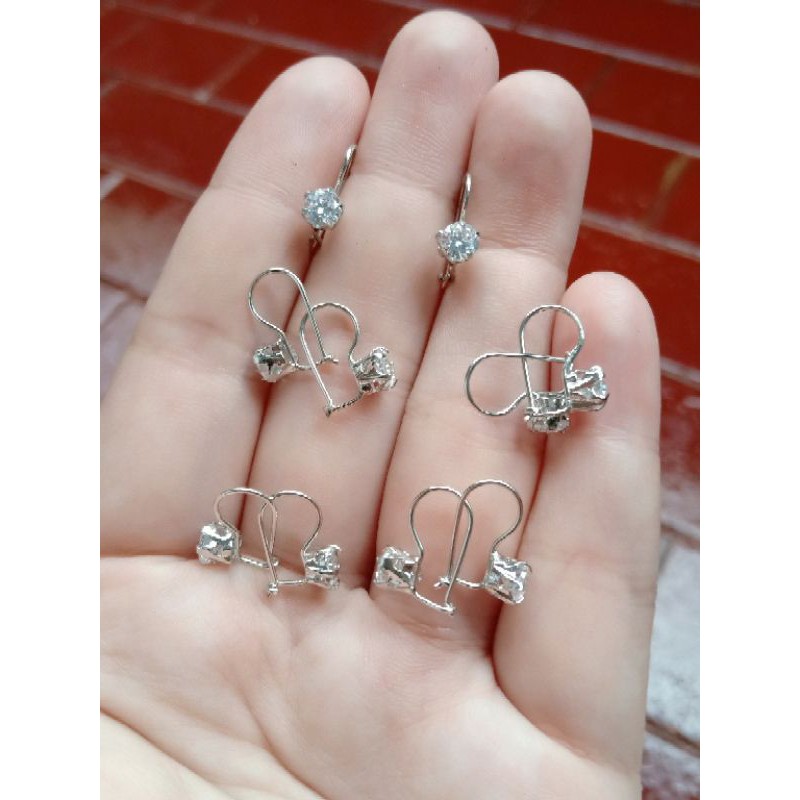 anting kait desy solitaire mp S925