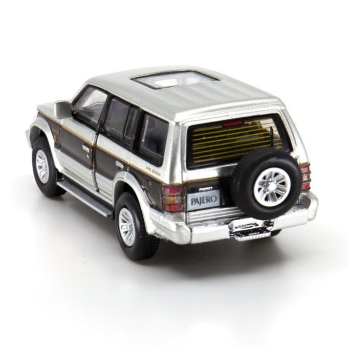 BM Creations 1/64 Mitsubishi Pajero 2nd Generation Terlaris