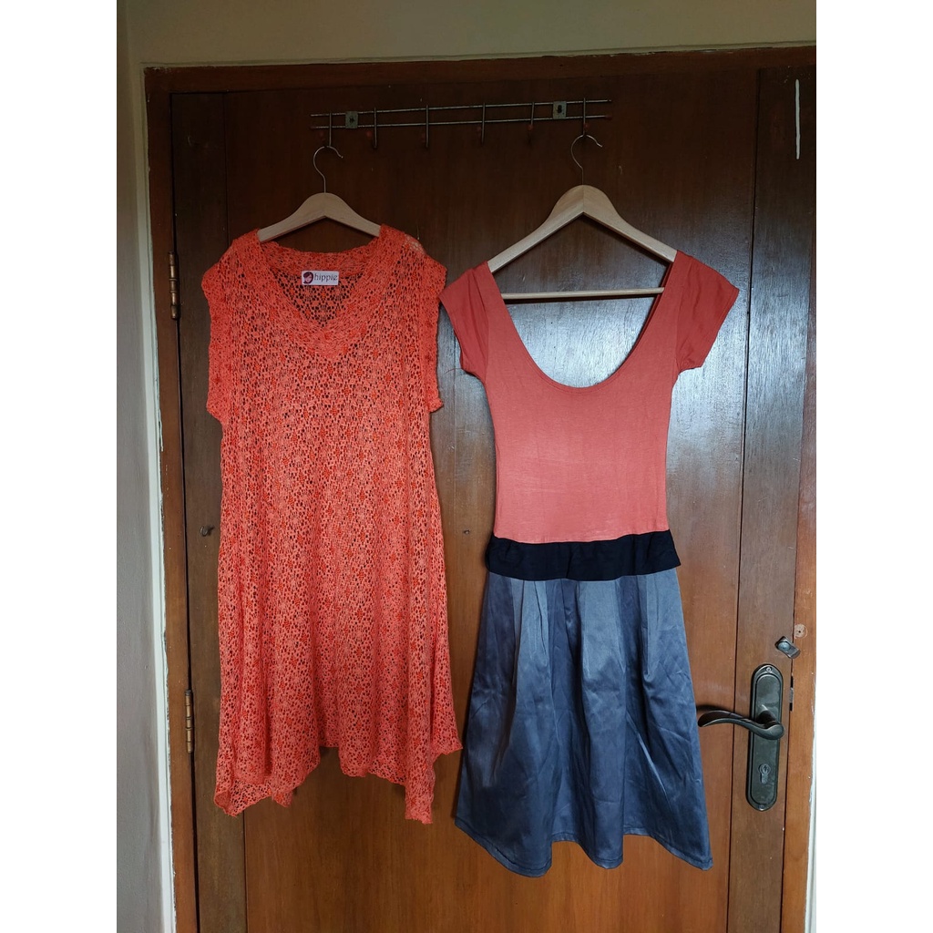 Baju luaran model tunik brokat