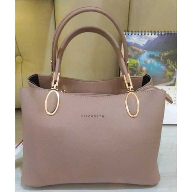 Tas wanita merk Elizabeth