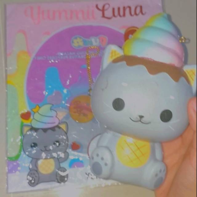 Squishy preloved yummibear luna