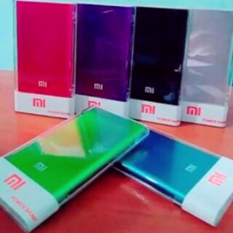 powerbank Xiaomi slim tipis elegan buat charger portable handphone dan lampu/kipas usb kapasitas 5000mah