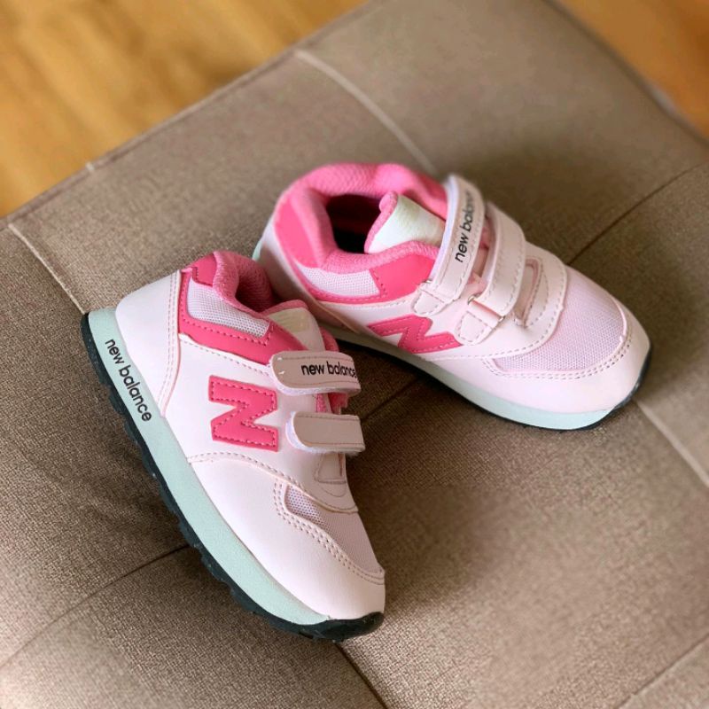 SEPATU ANAK NEW BALANCE PINK