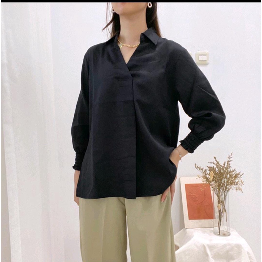 KARA V-Neck Blouse with Collar / Atasan Wanita Kantor Casual Lengan Karet