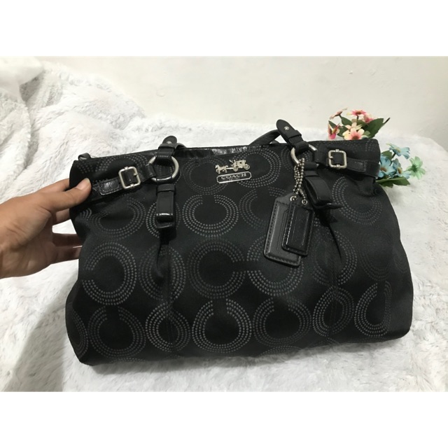 Tas Coach second branded