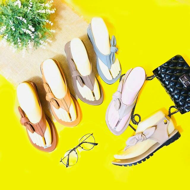 Sandal bangkol wanita