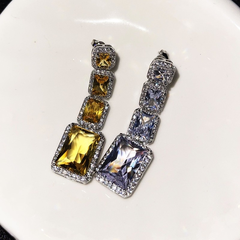 Fashion New Luxury Elegant Princess Diamond Ear Stud Earring