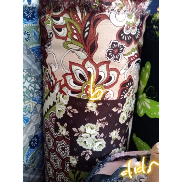 monalisa motif batik