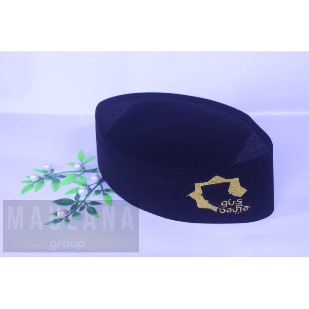 PECI SONGKOK BORDIR LOGO GUS BAHA/AC TINGGI 9