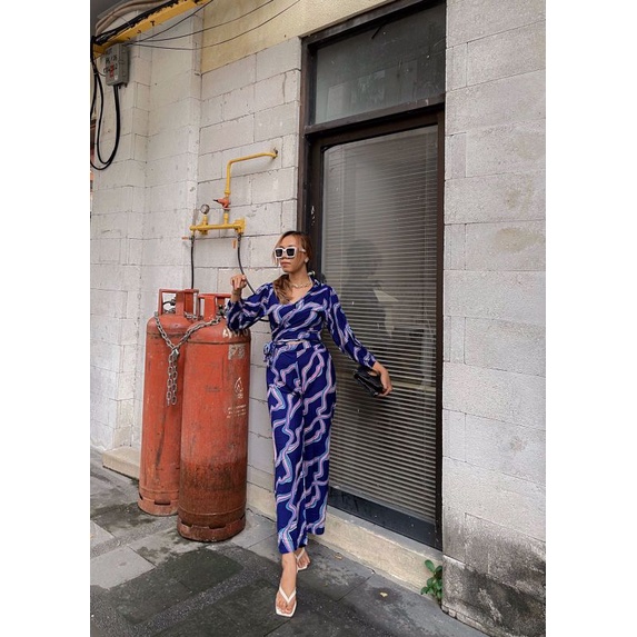 One Set wrap top  Vanessa/wrap top set vanessa