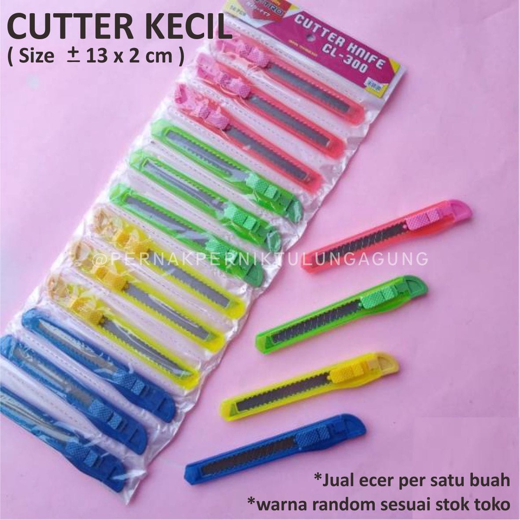 

Cutter Kecil - Cutter Alat Pemotong Kertas, Pensil, dll - Jual ecer per satu buah