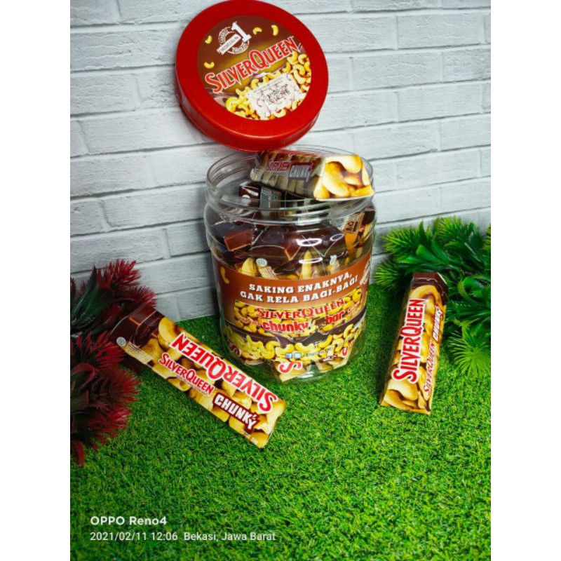 

chunky bar silverqueen mini isi 12