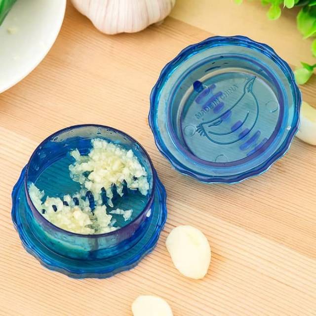 Alat pencacah / pemotong bawang putih ( garlic mini pro ) pelembut cabai
