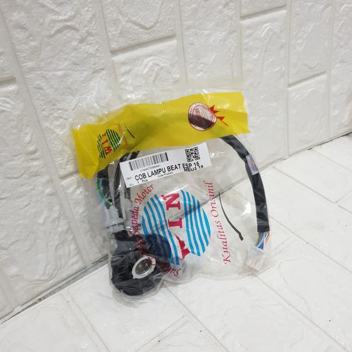 FITTING SOKET LAMPU DEPAN BEAT FI ESP 2016 MERK WIN PRODUCT