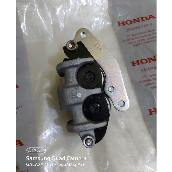 Kaliper cakram depan kepala babi depan Honda CRF 150 K84 Original Nissin