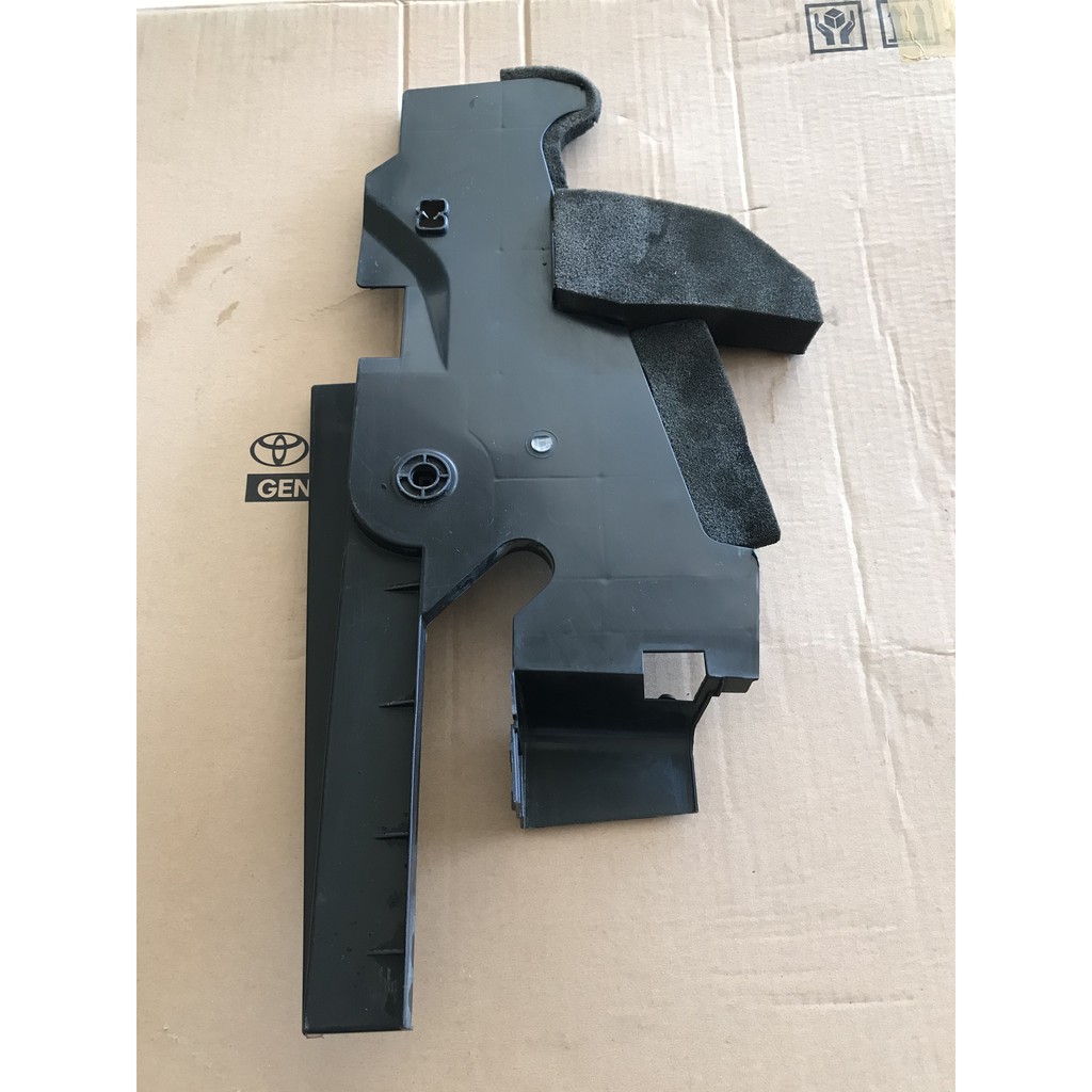 Grille inlet deflector radiator Avanza 2016-2017 Original Bagian KANAN
