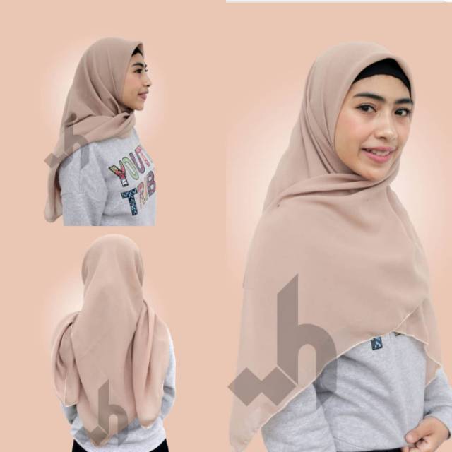 Kerudung segiempat bahan hats cotton warna cream / hijab segiempat