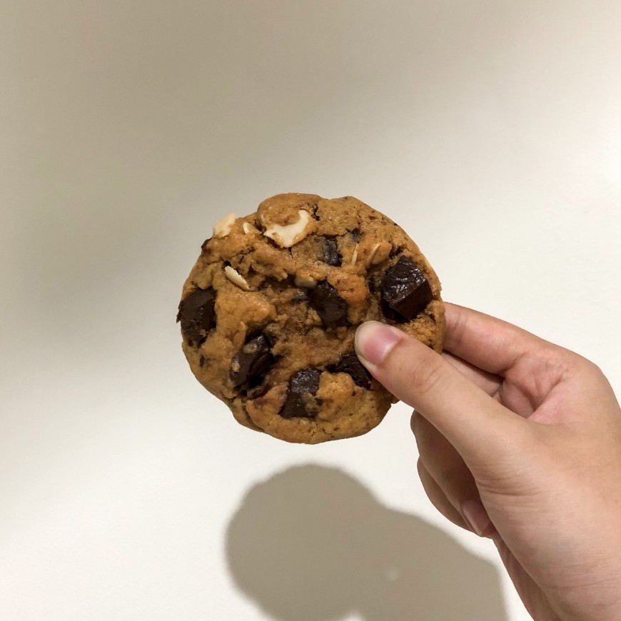 

Alinea Choco Almond Premium Soft Cookies