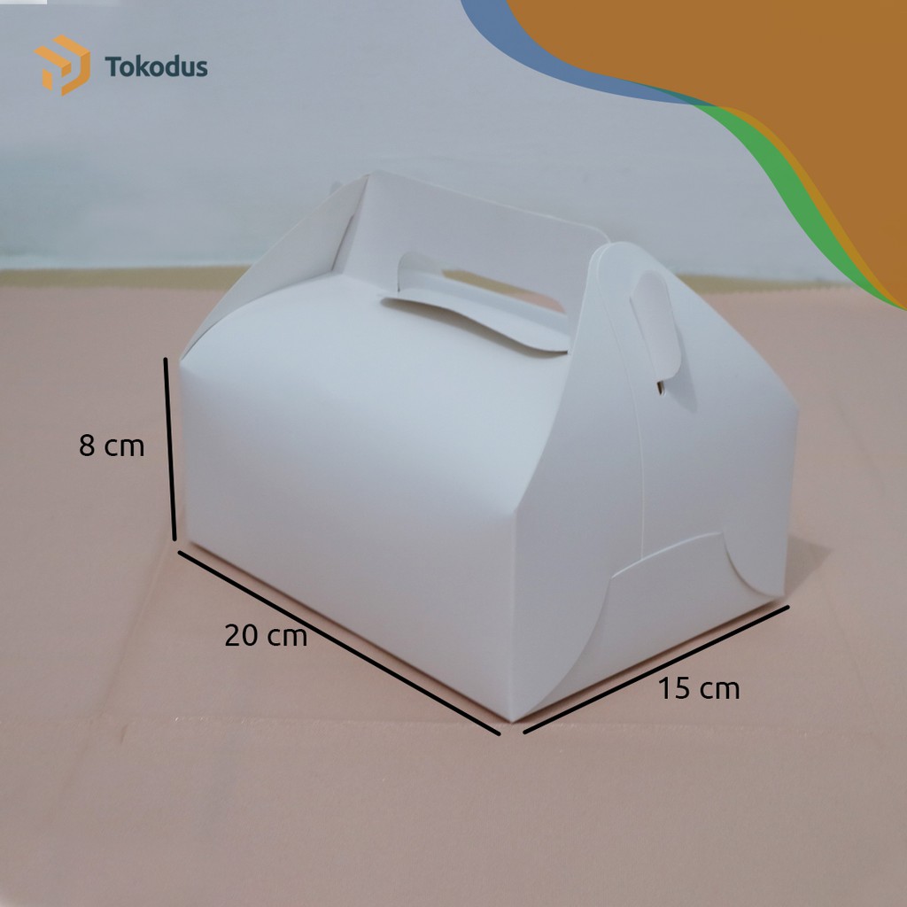 

Kardus Jinjing/Gable Box 20x15x8 cm Putih Dus Hampers/Kado/Kue/Bolu (Bisa Custom) - Tokodus Bandung