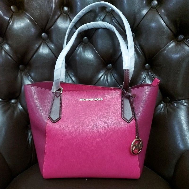 TAS WANITA BRANDED ORIGINAL - MICHAEL KORS KIMBERLY SMALL TOTE ELECTRIC PINK